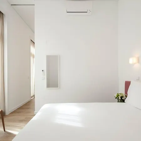 Lsa Chiado Emenda By Numa Apartman