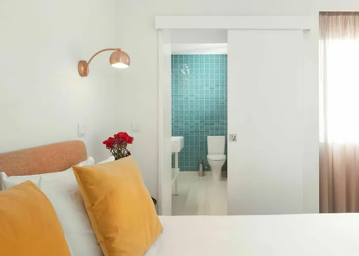 Lsa Chiado Emenda By Numa * Lisbona