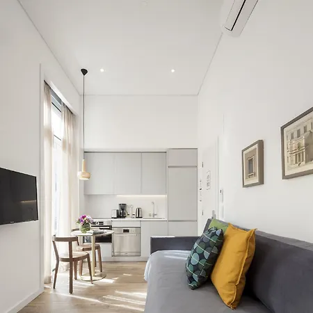 Serviced - Chiado Emenda