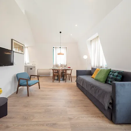 Apartment Serviced - Chiado Emenda