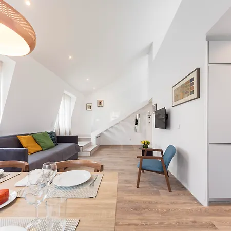 Apartment Serviced - Chiado Emenda Lisbon