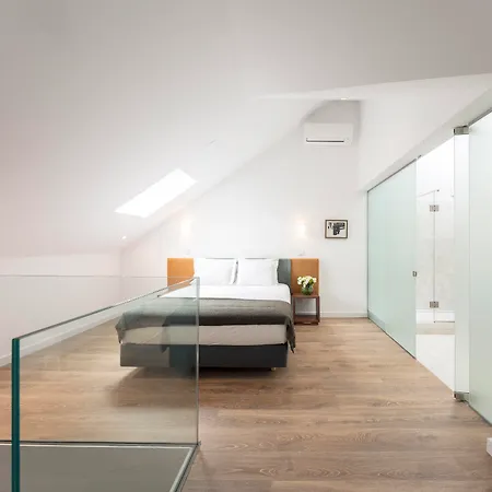 Serviced - Chiado Emenda Apartment