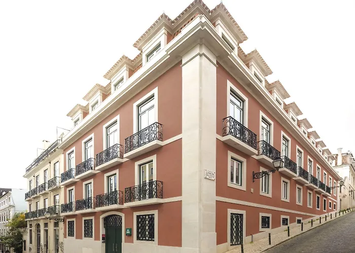 Lsa Chiado Emenda By Numa * Lisbona