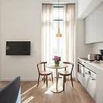 Lsa Chiado Emenda By Numa Apartamento
