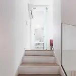 Lsa Chiado Emenda By Numa Apartamento *