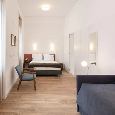 Lsa Chiado Emenda By Numa شقة *